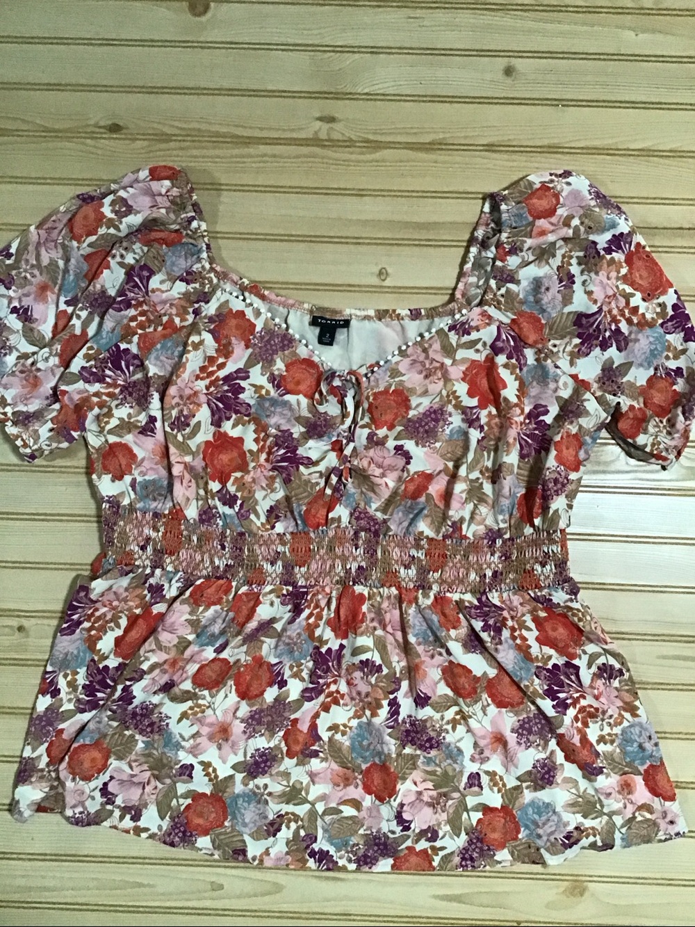 Torrid Embroidered Floral Peasant Blouse Smocked Waist Puff Sleeves Milkmaid 2